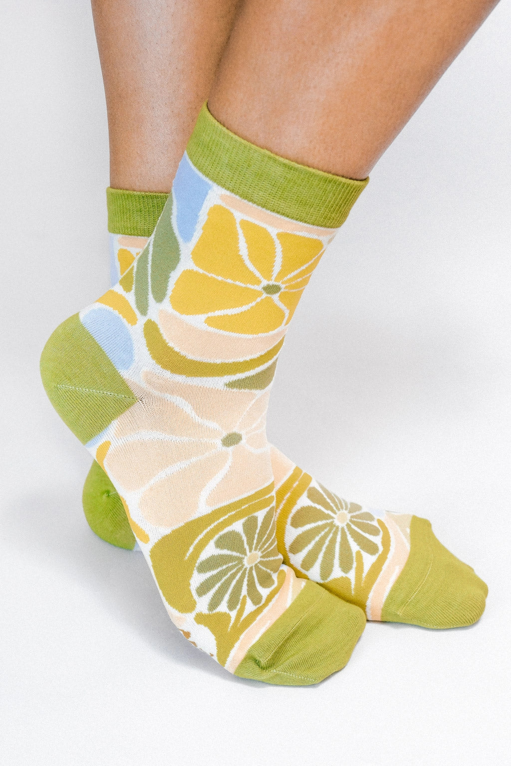 Knit Flowers Ankle Socks by Soulshine Co.