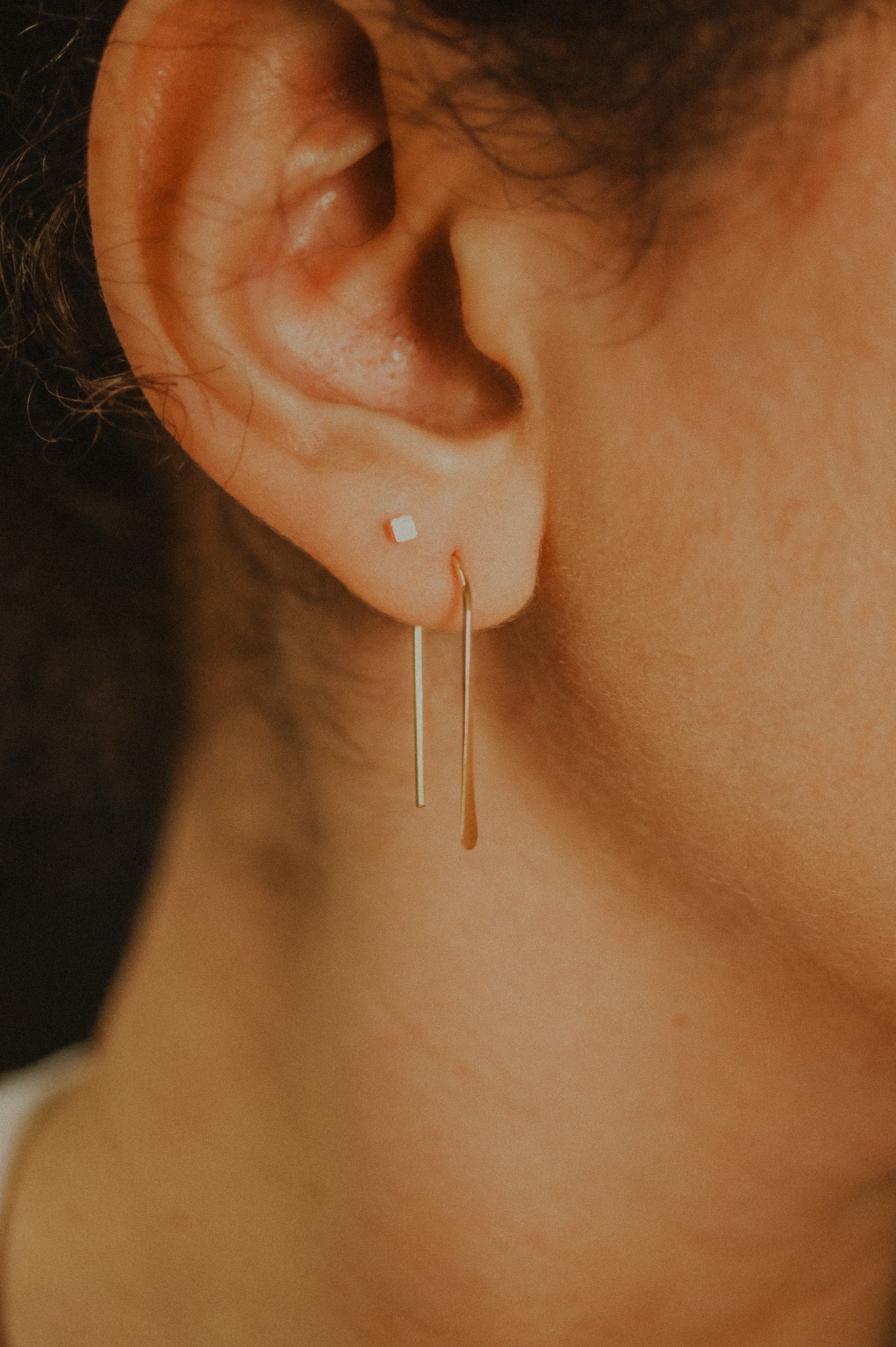 Small Arch Earrings in Solid Gold