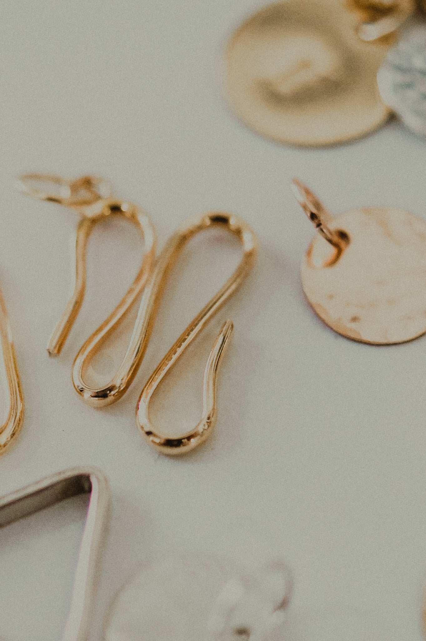 Form Pendant