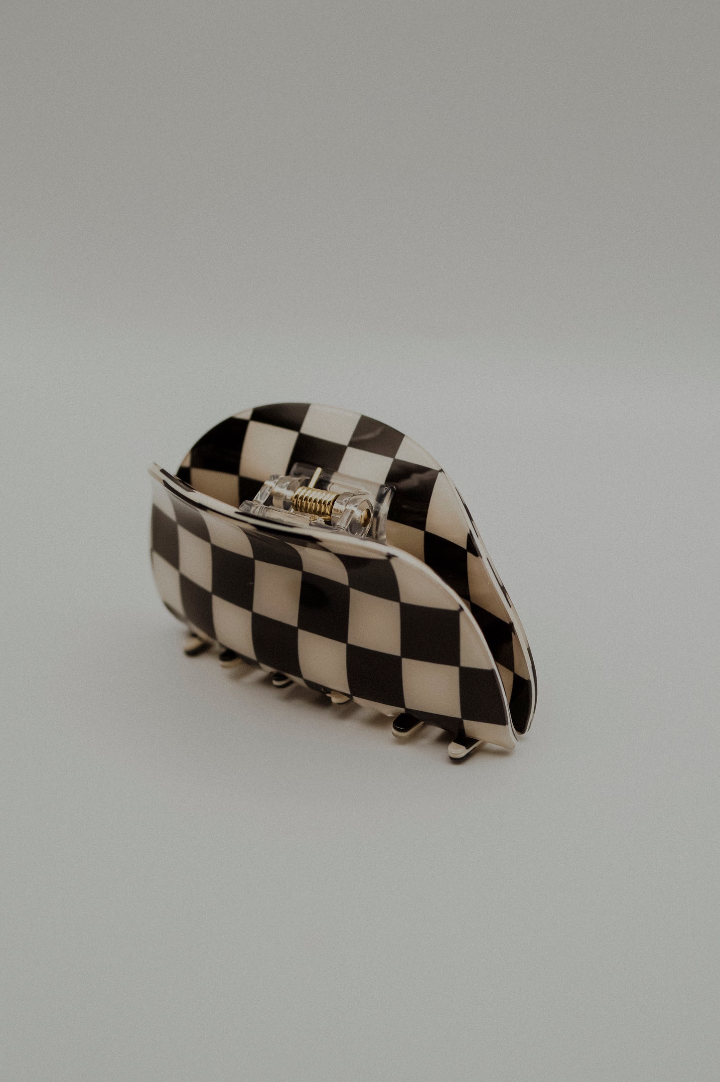 Checkered Hair Claws