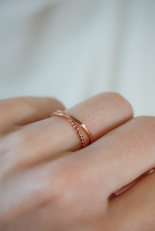 Twist Interlocking Set of 2 Rings, Solid 14K Rose Gold