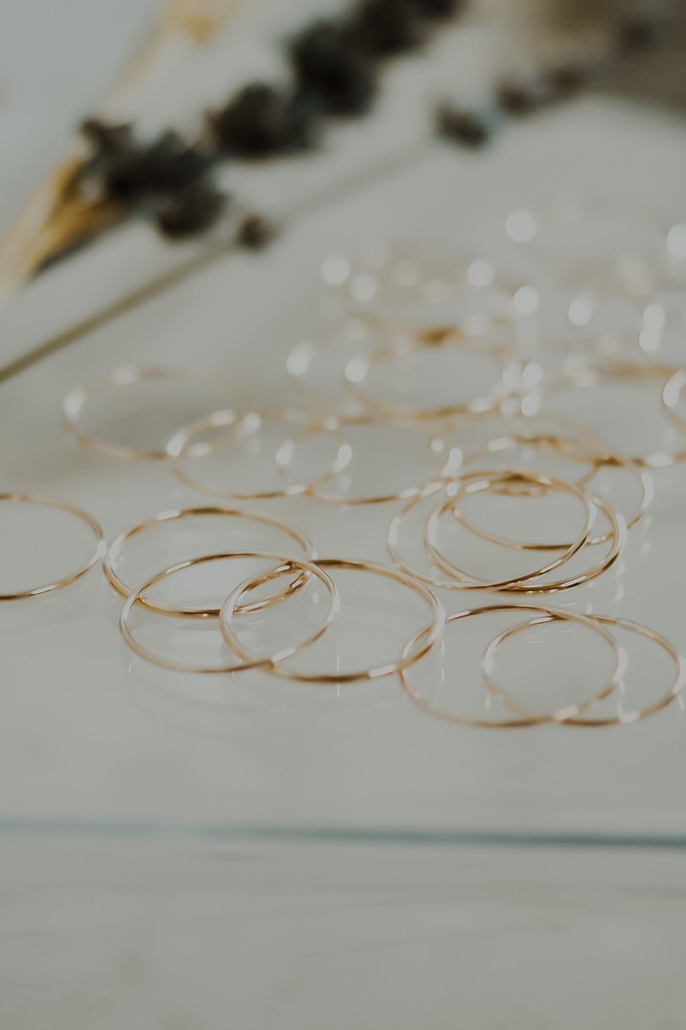 Flight Of Ultra Thin Rings + Ring Sizer