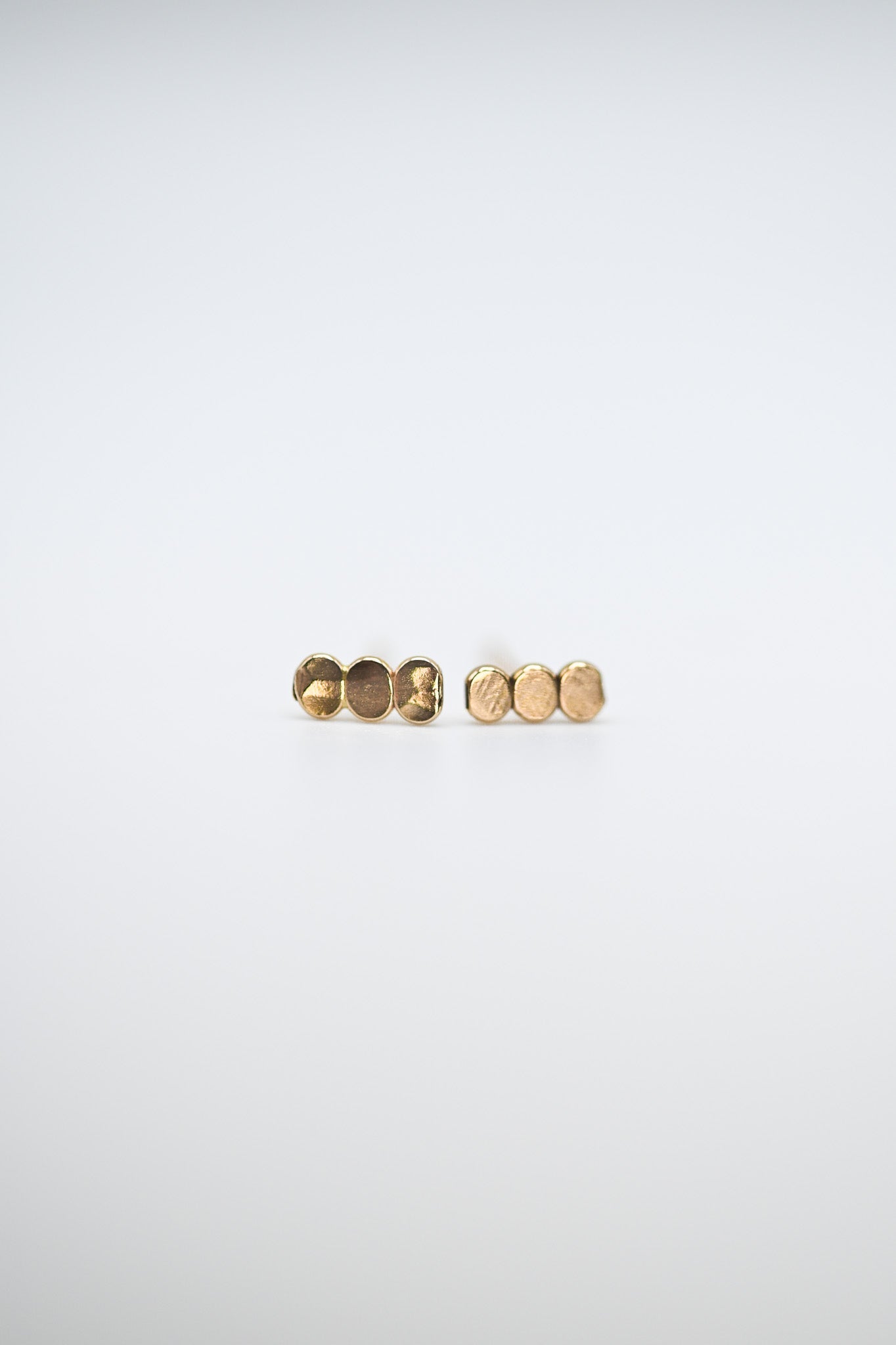 Hammered Bead Flat Back Stud Earring in Solid Gold