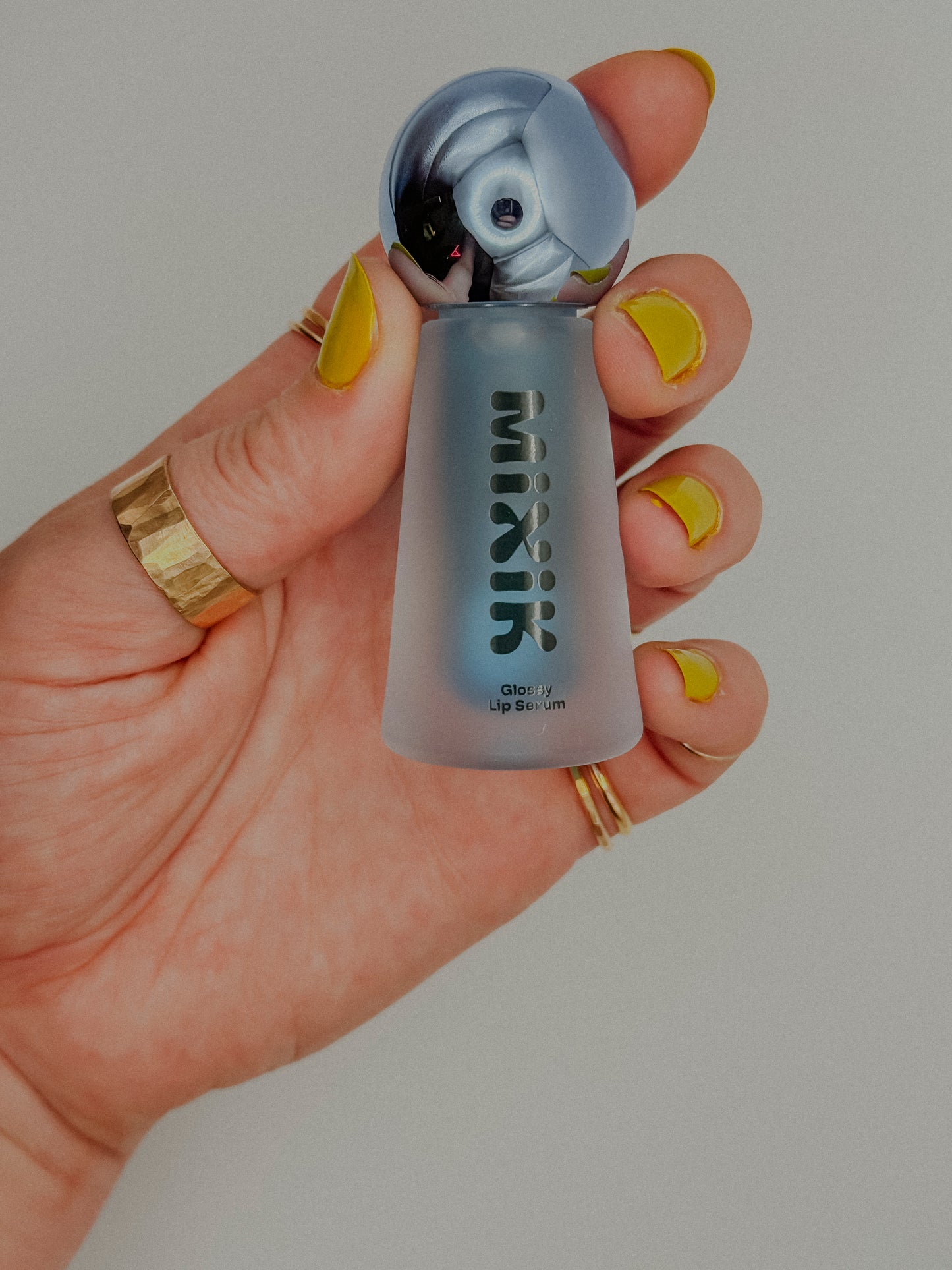Clear Glossy Lip Serum