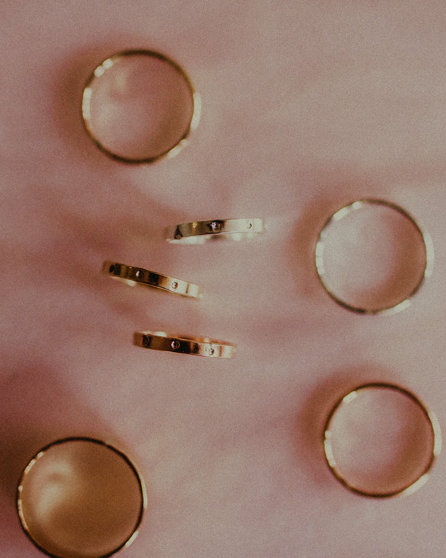 Dotted Mirror Band, Solid 14K Gold