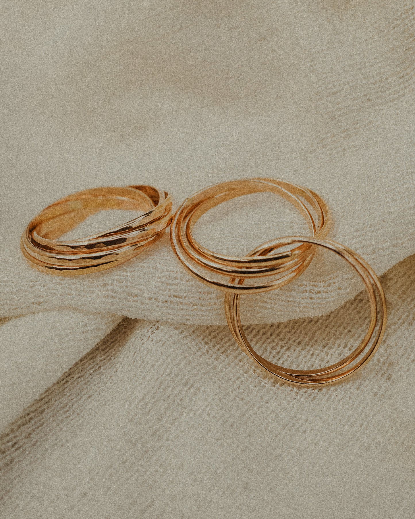 Thin Interlocking Set of 5 Rings, Solid 14K Gold