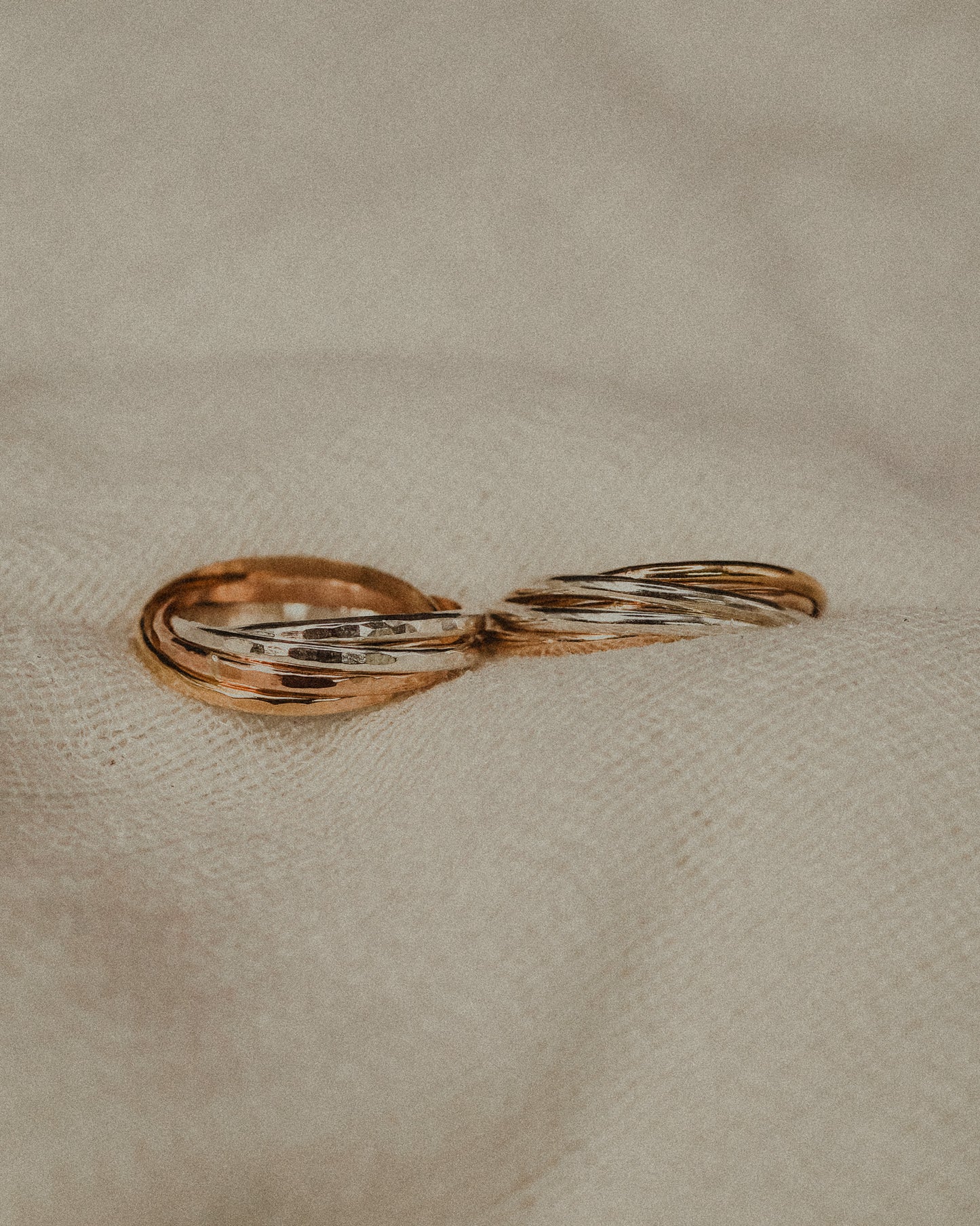 Thin Interlocking Set of 5 Rings, Solid Mixed Metals