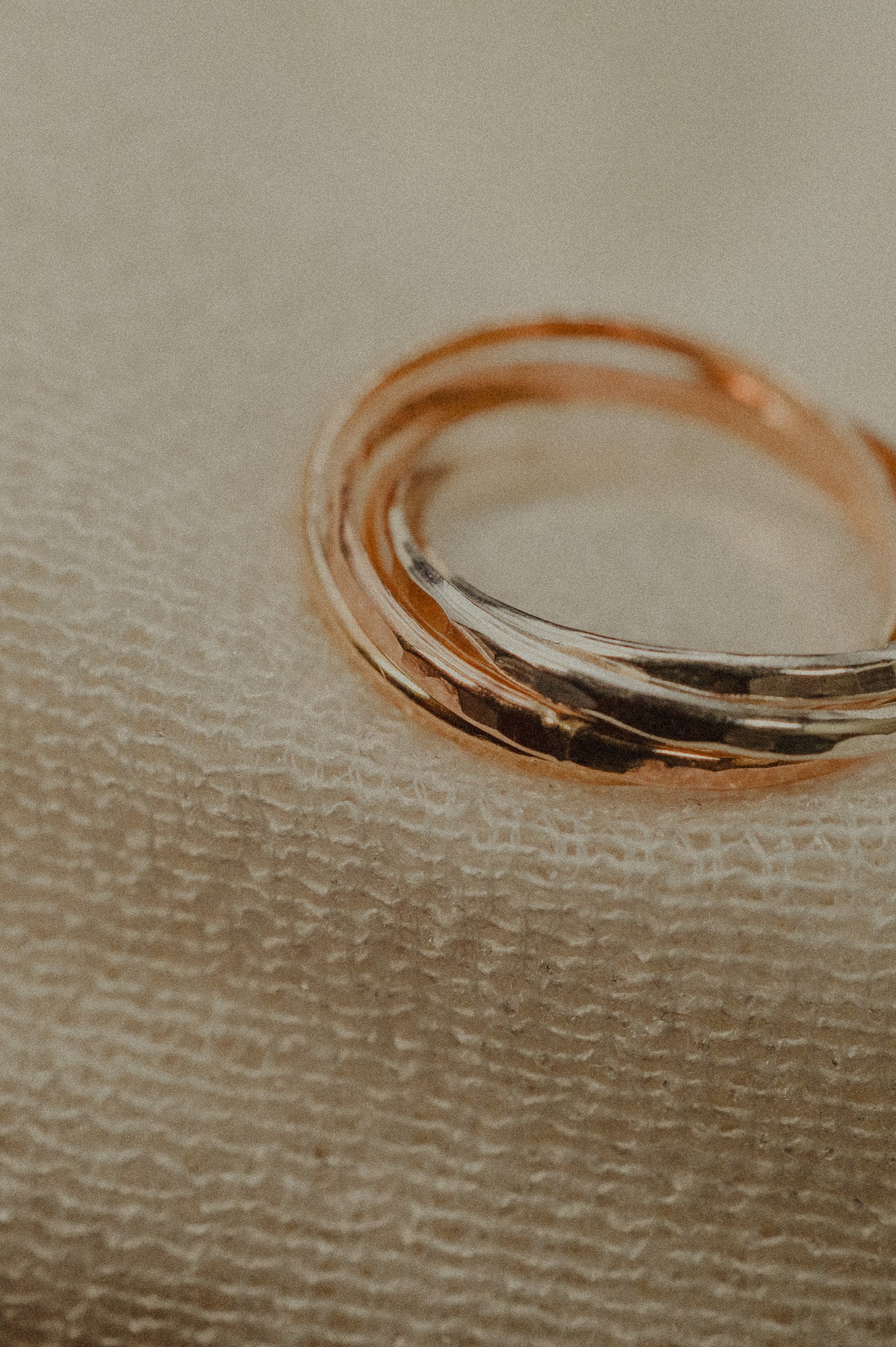 Thin Interlocking Set of 5 Rings, Solid Mixed Metals