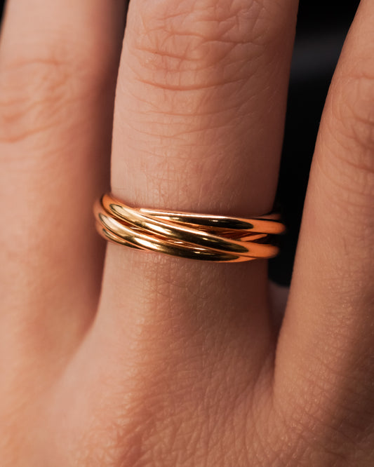 Thin Interlocking Set of 5 Rings, Solid 14K Gold