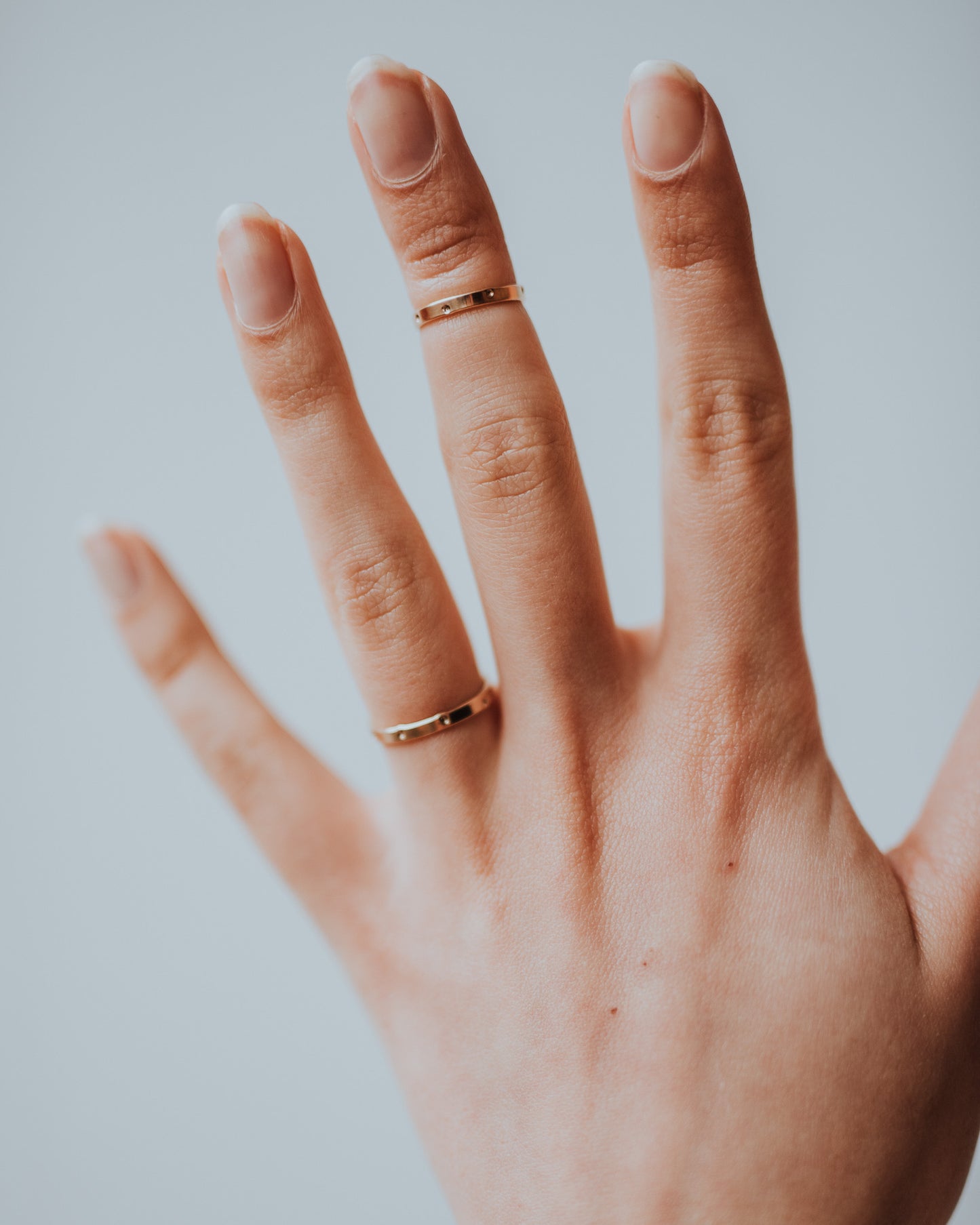 Dotted Mirror Band, Solid 14K Gold