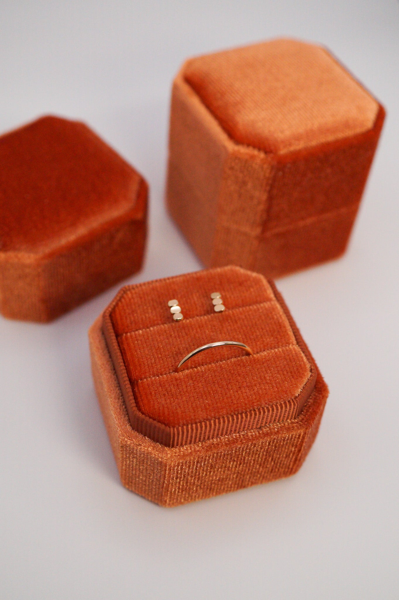 Octagon Velvet Ring Box