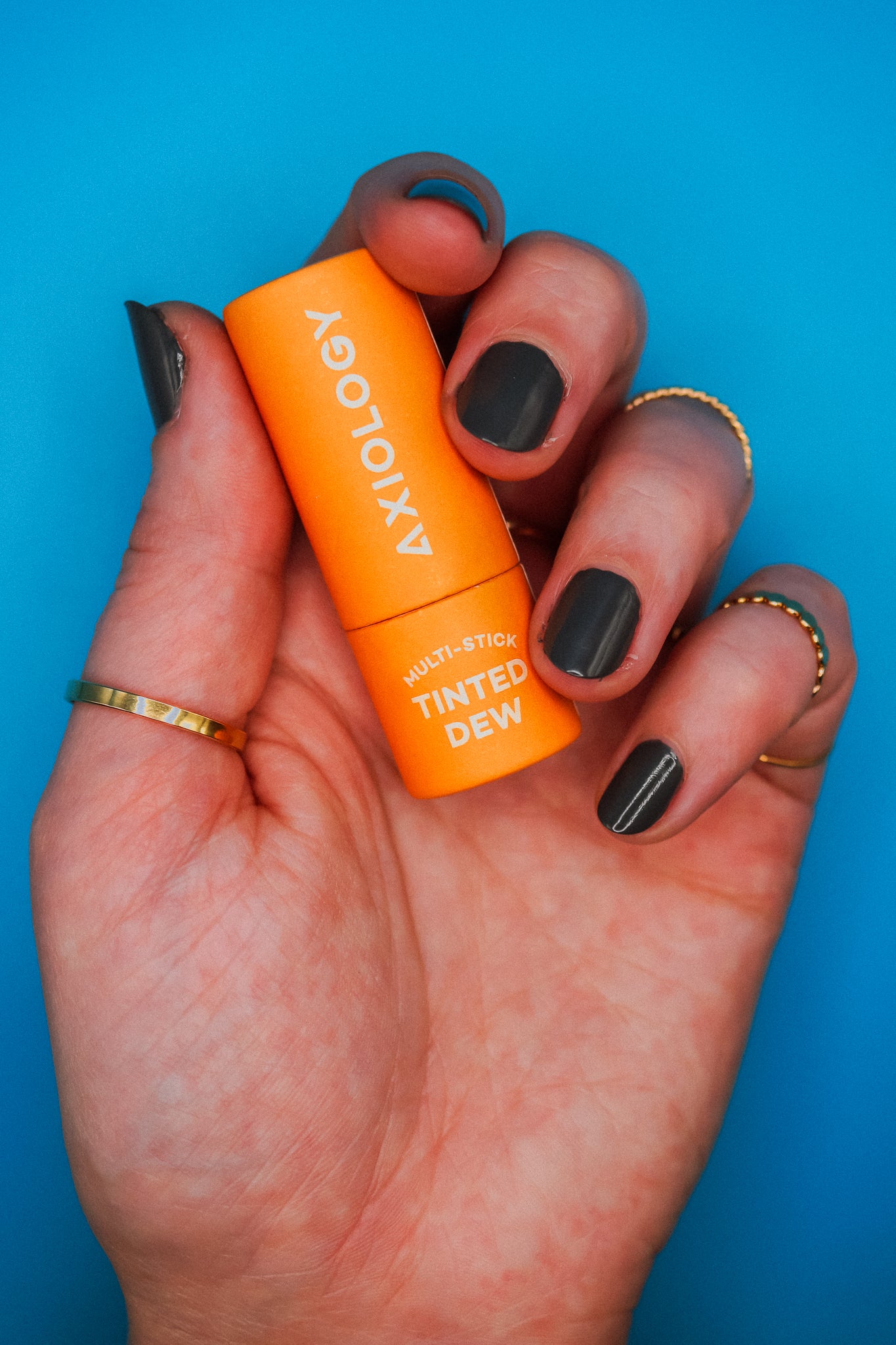 Strength Tinted Dew Multi-Stick