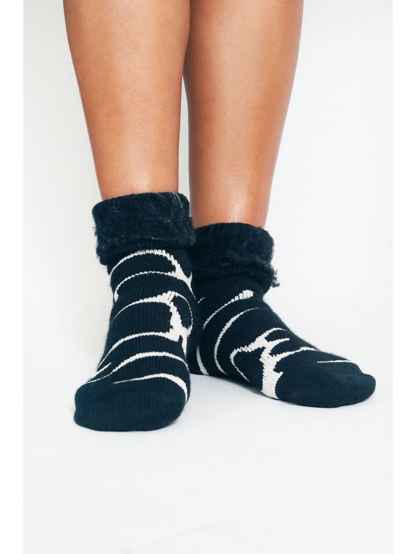 Wavy Cozy Crew Socks