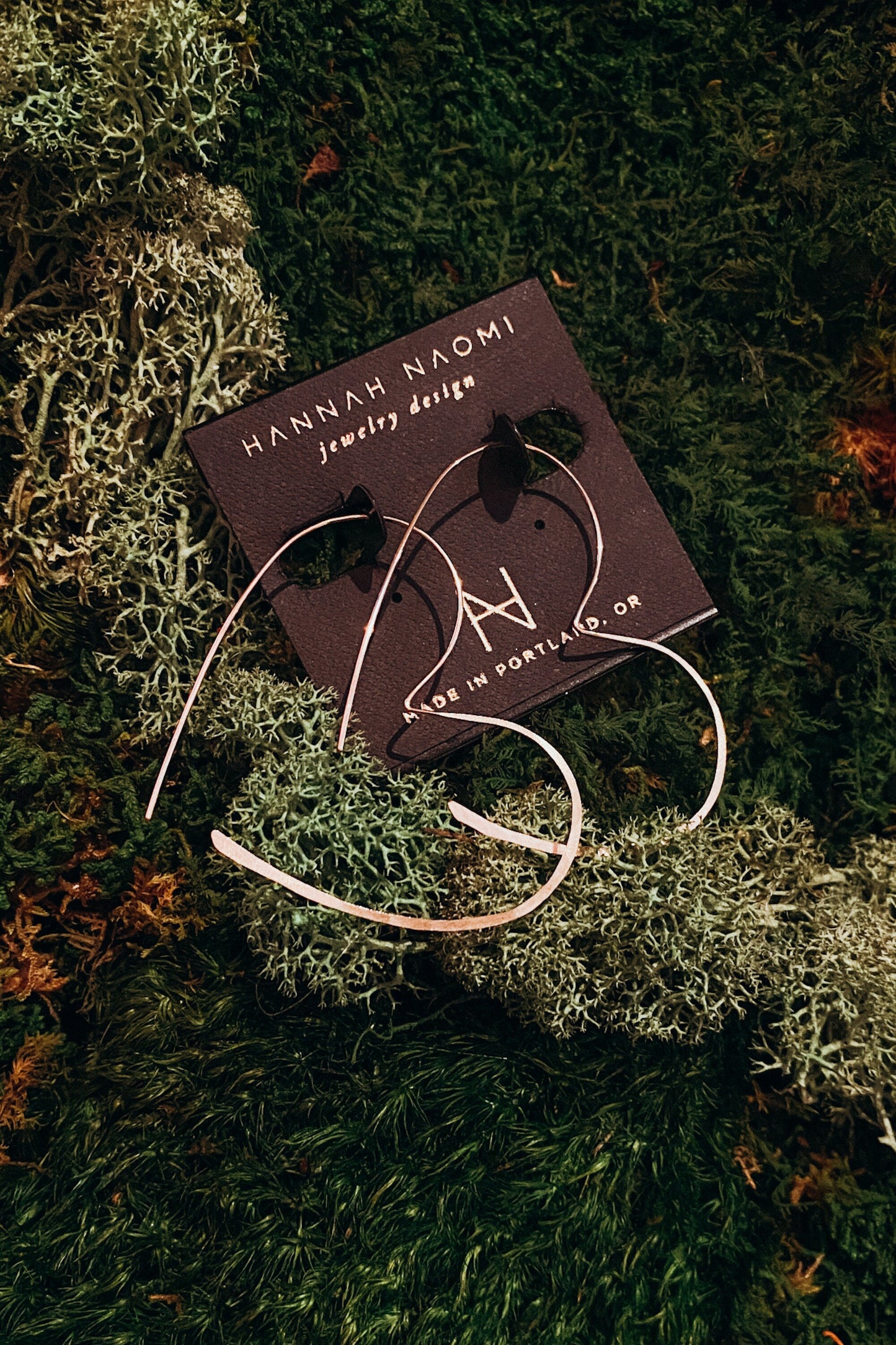 Heart Threader Hoop Earrings, Solid 14K Gold or Rose Gold