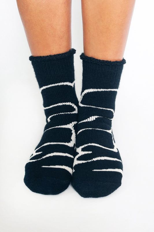 Wavy Cozy Crew Socks