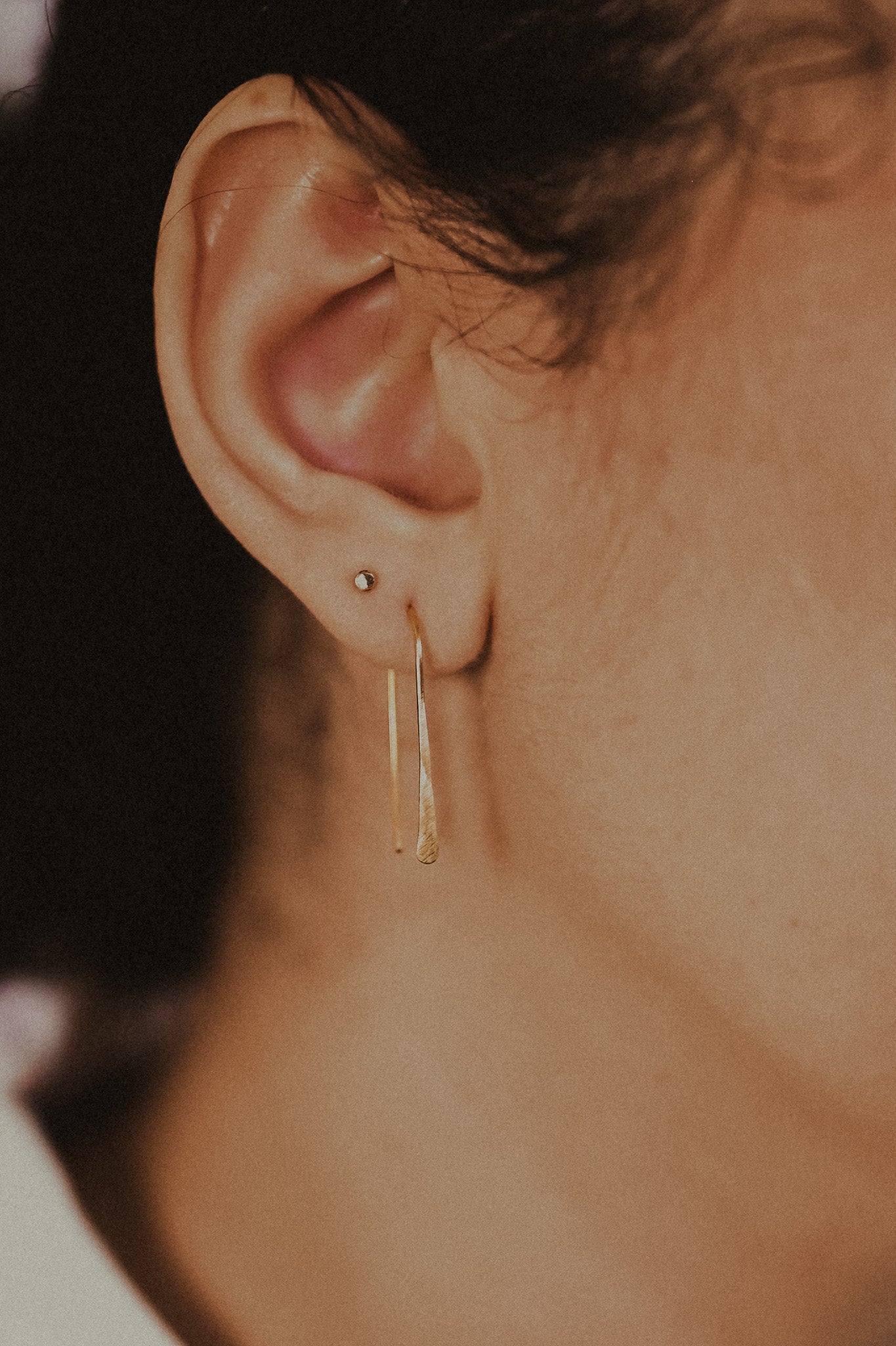 Small Arch Earrings in Solid Gold