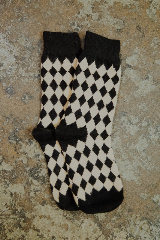 Black & White Diamond Pattern Ankle Socks
