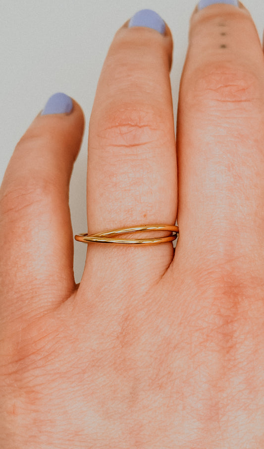 Thin Interlocking Set of 2 Rings, 14K Gold Fill