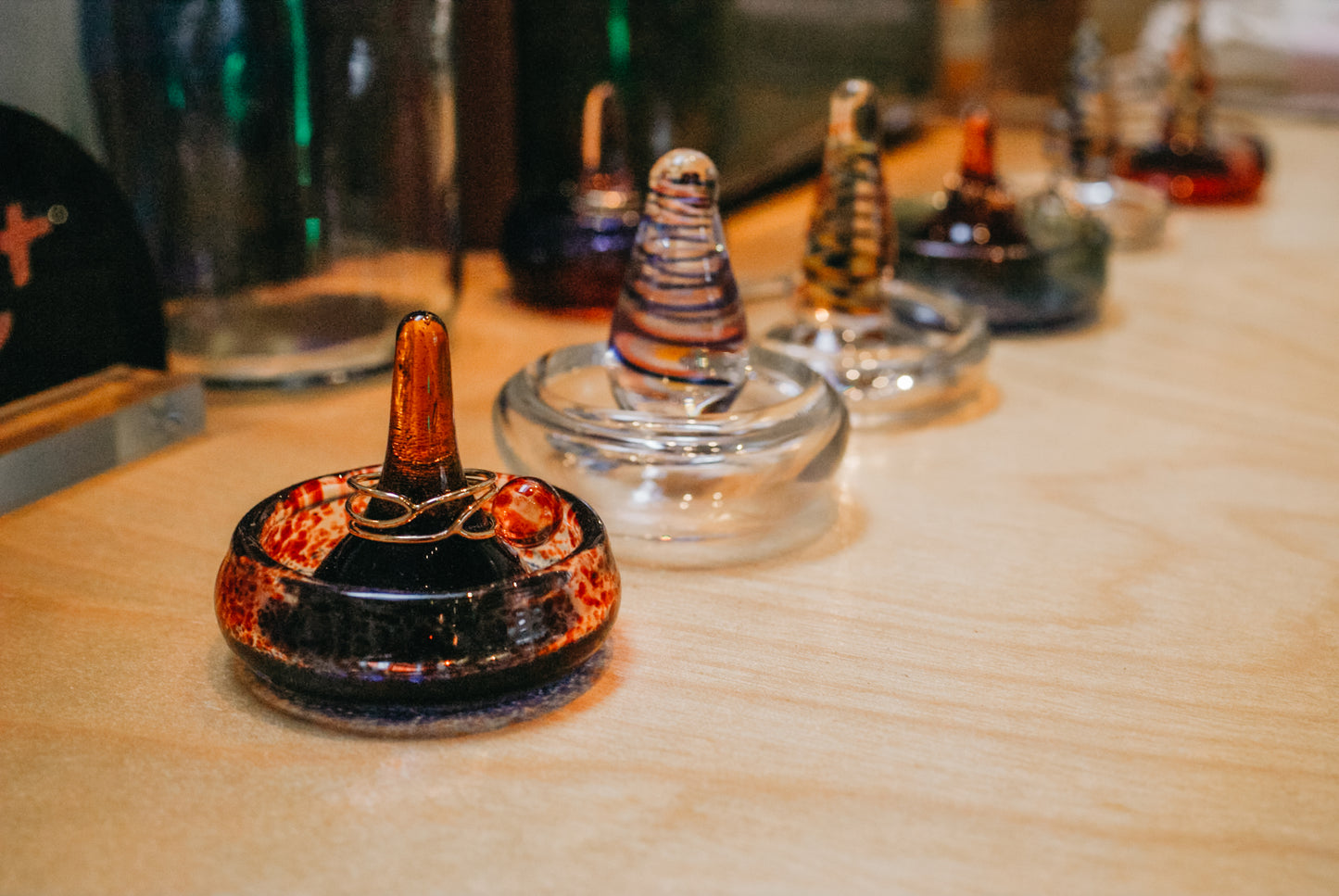Kinetic Glass Ring Holder