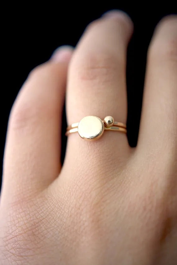 Pebble Ring, Solid 14K Gold