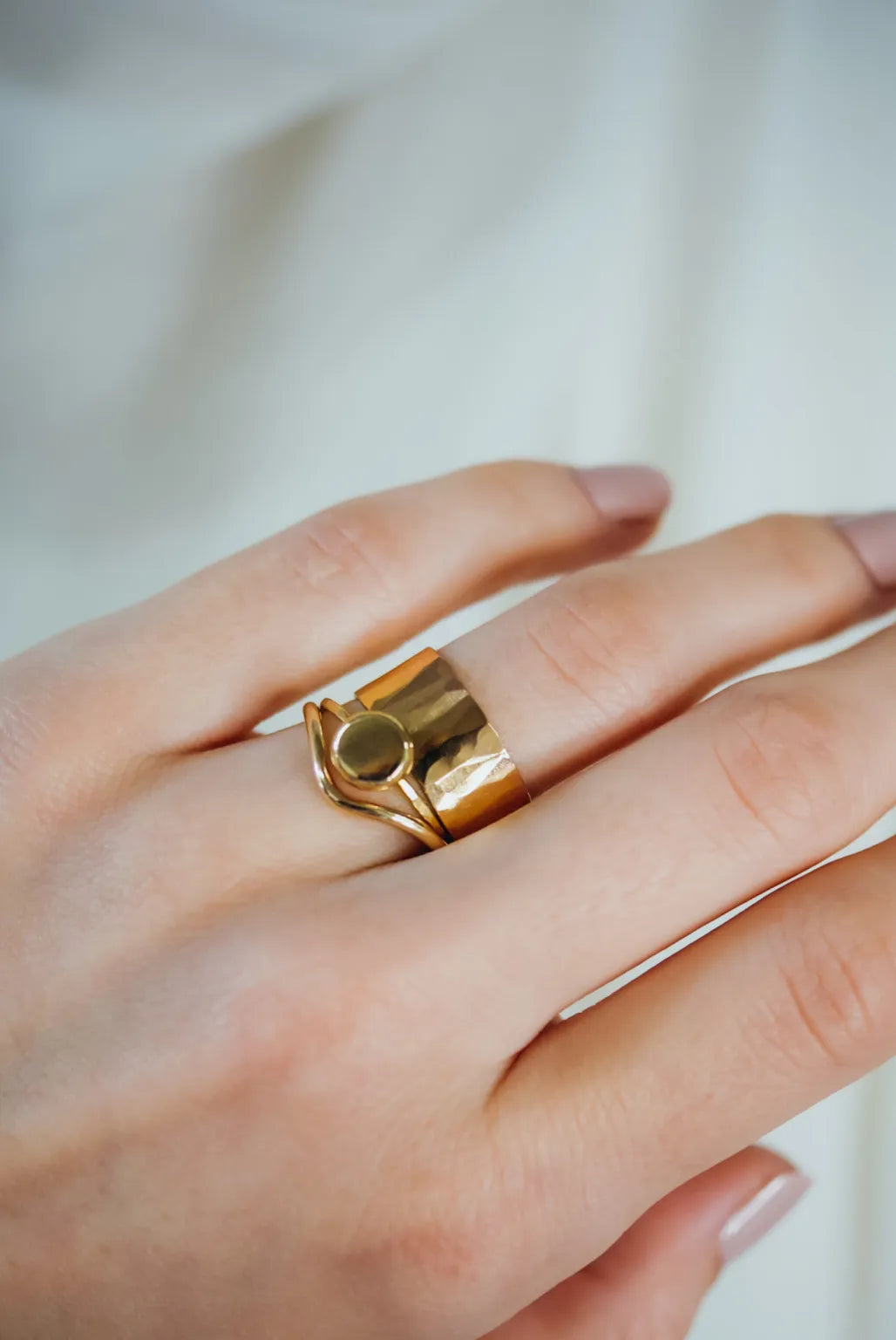 Pebble Ring, Solid 14K Gold