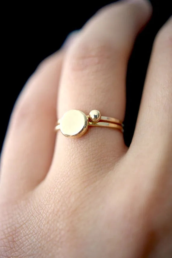 Pebble Ring, Solid 14K Gold