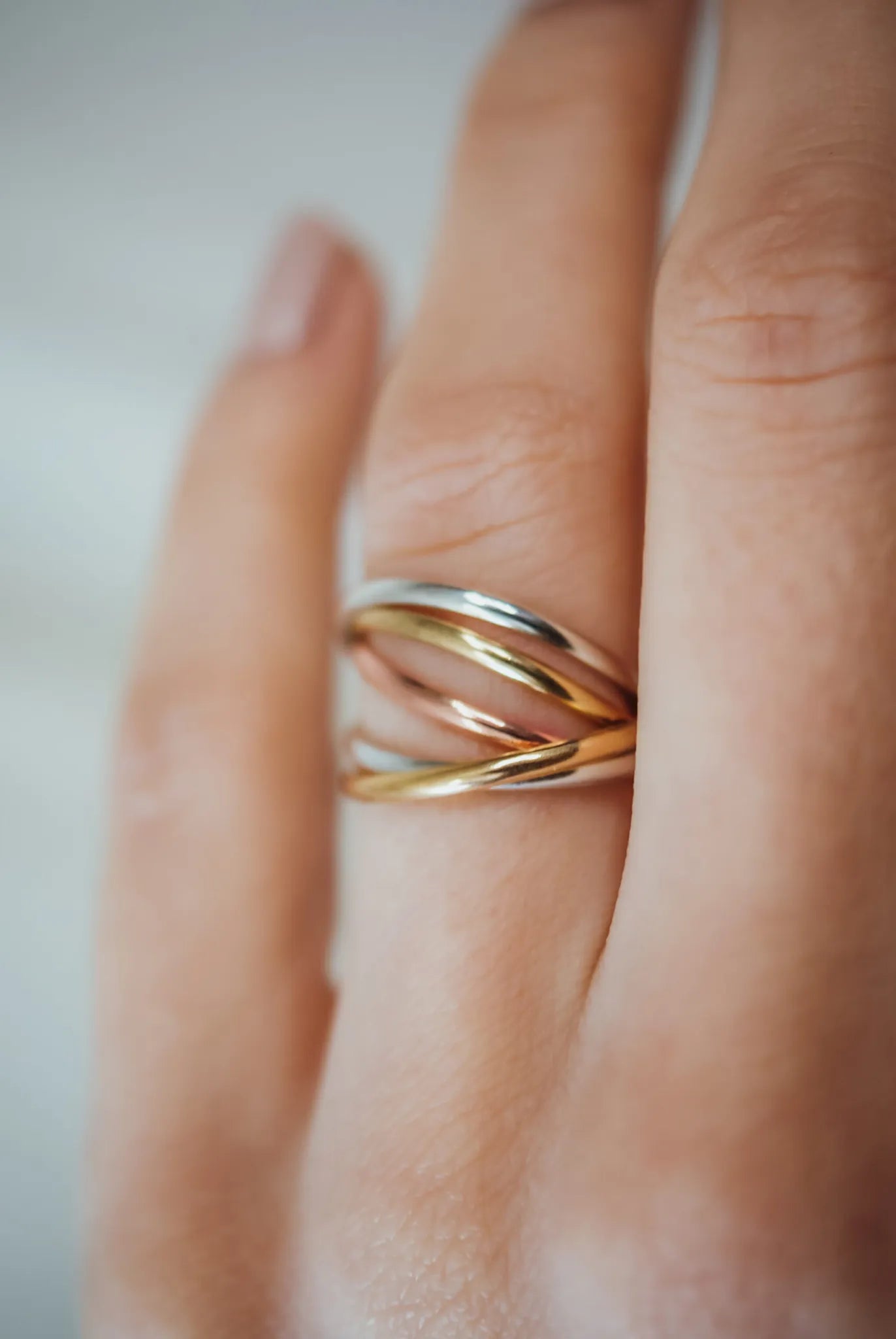 Thin Interlocking Set of 5 Rings, Solid Mixed Metals