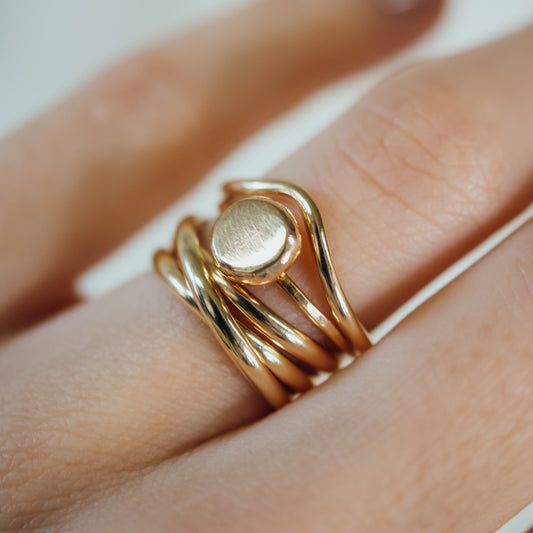 HN First Look: Modern Engagement Rings and Stacks