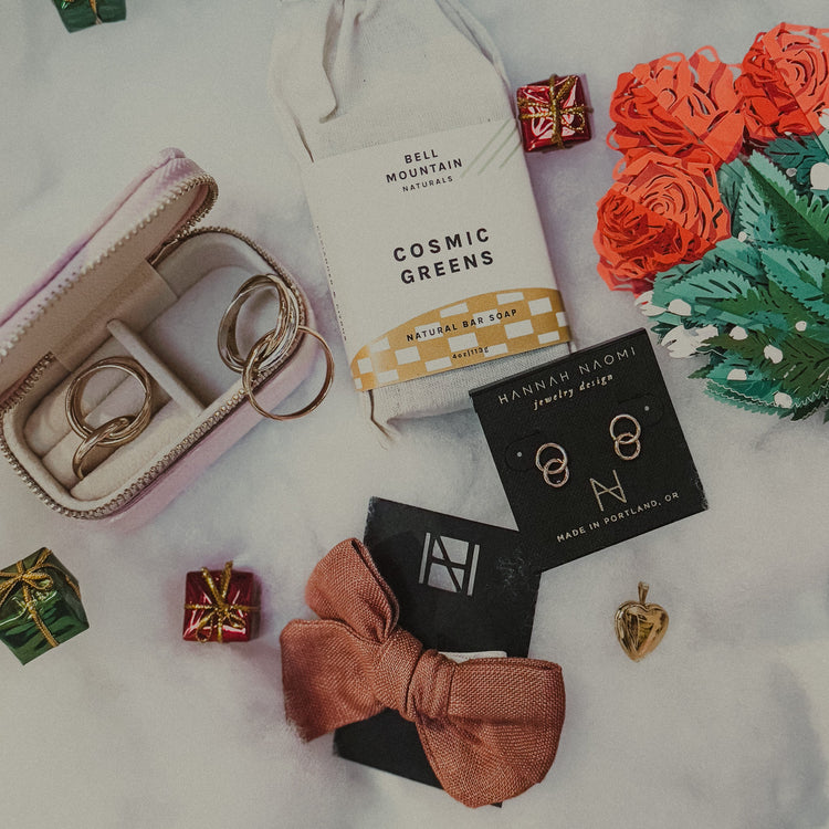 Gift Guide: Sweet & Sentimental