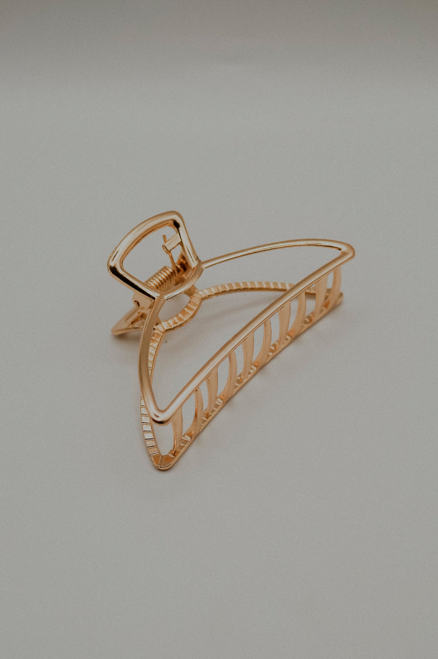 Small Triangle Metal Hair Claw