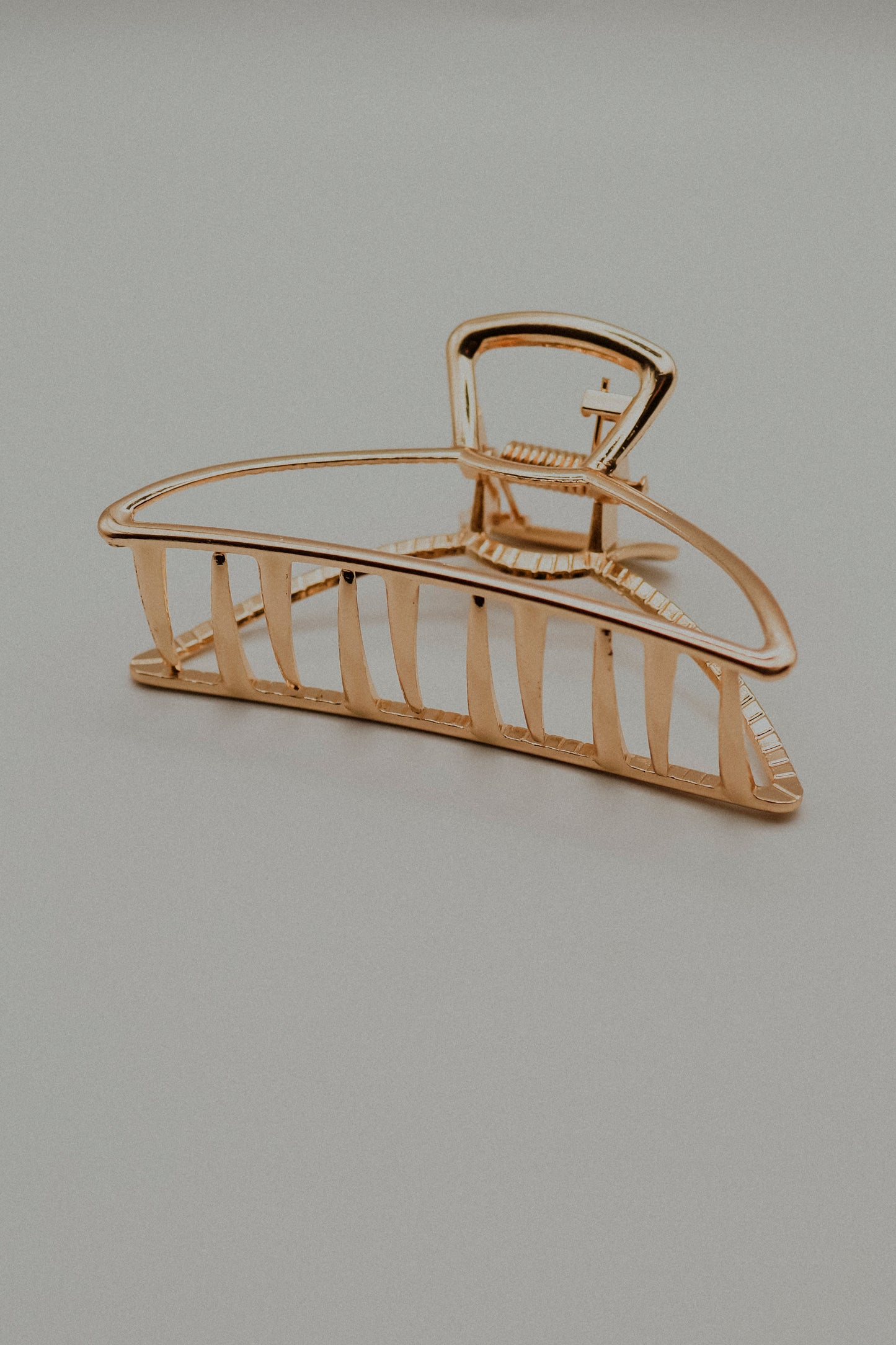 Small Triangle Metal Hair Claw