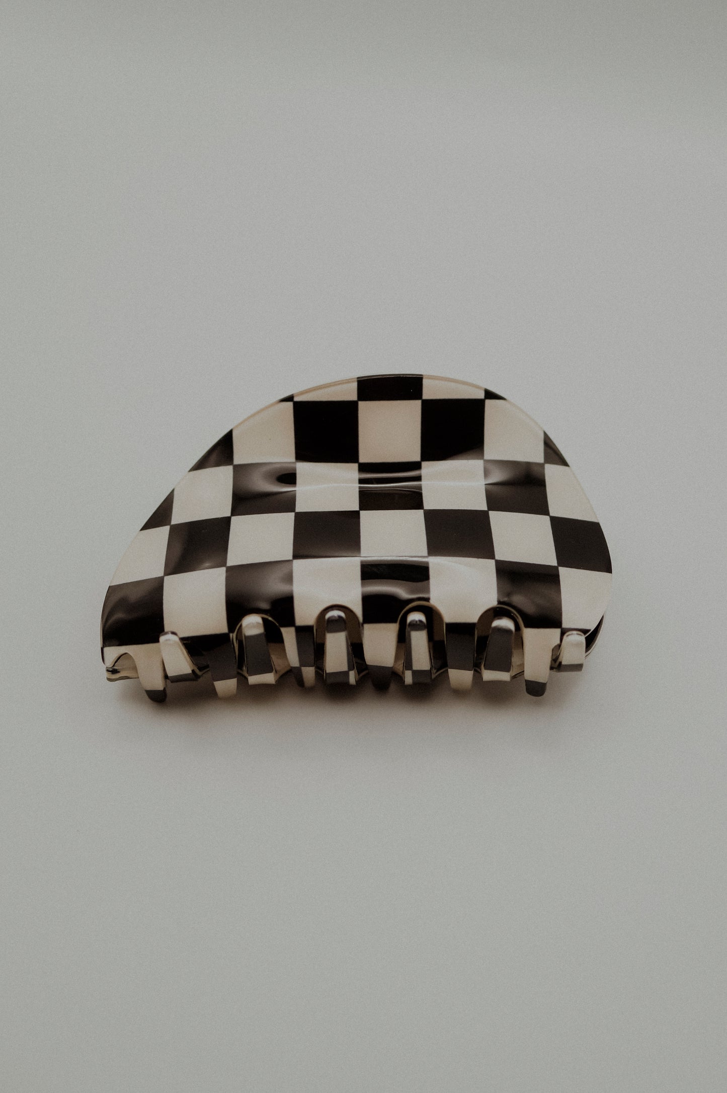 Checkered Hair Claws