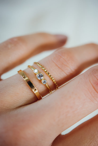 Dotted Mirror Band, Solid 14K Gold