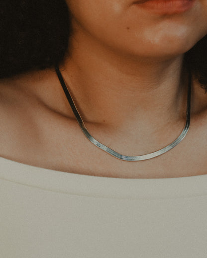 Mid Herringbone Chain Necklace, Silver