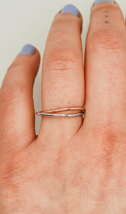Thin Interlocking Set of 2 Rings, Solid Mixed Metals