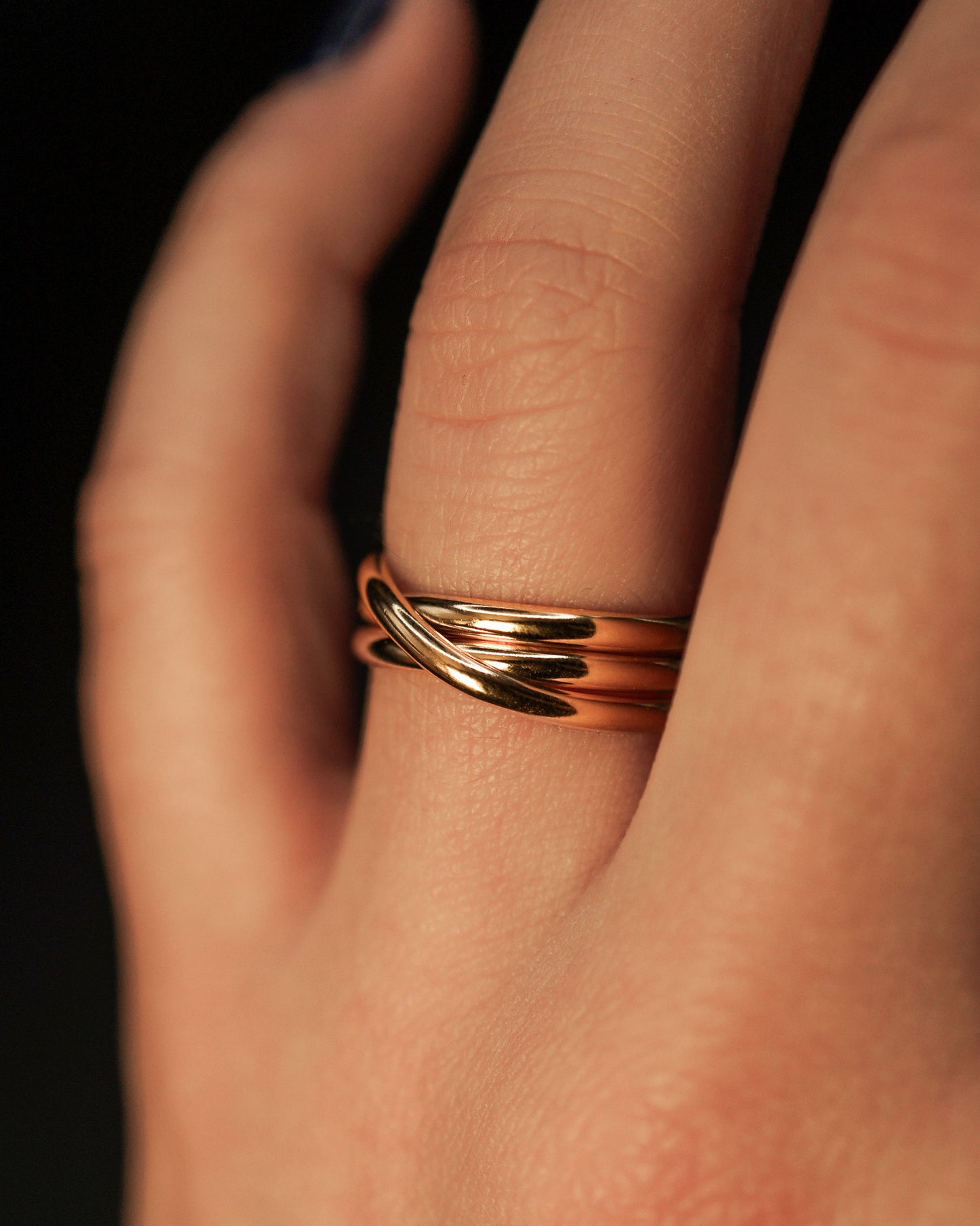 Overlap Ring, Solid 14K Gold