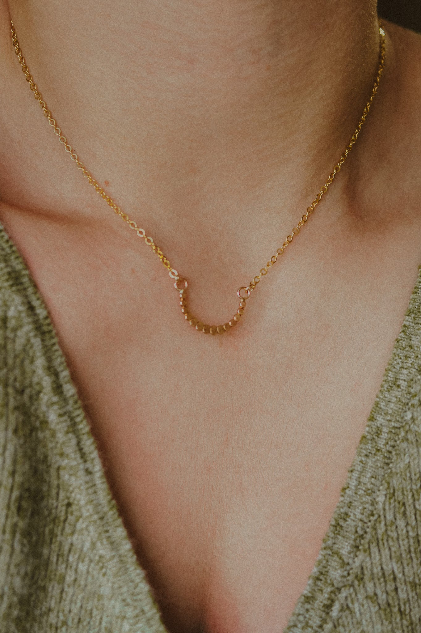 Hannah on sale Short Chain Necklace - Simple, Dainty, Everyday Layer Necklace with Dew Drops - 14k Gold Fill, Silver, Rose Gold - LN013