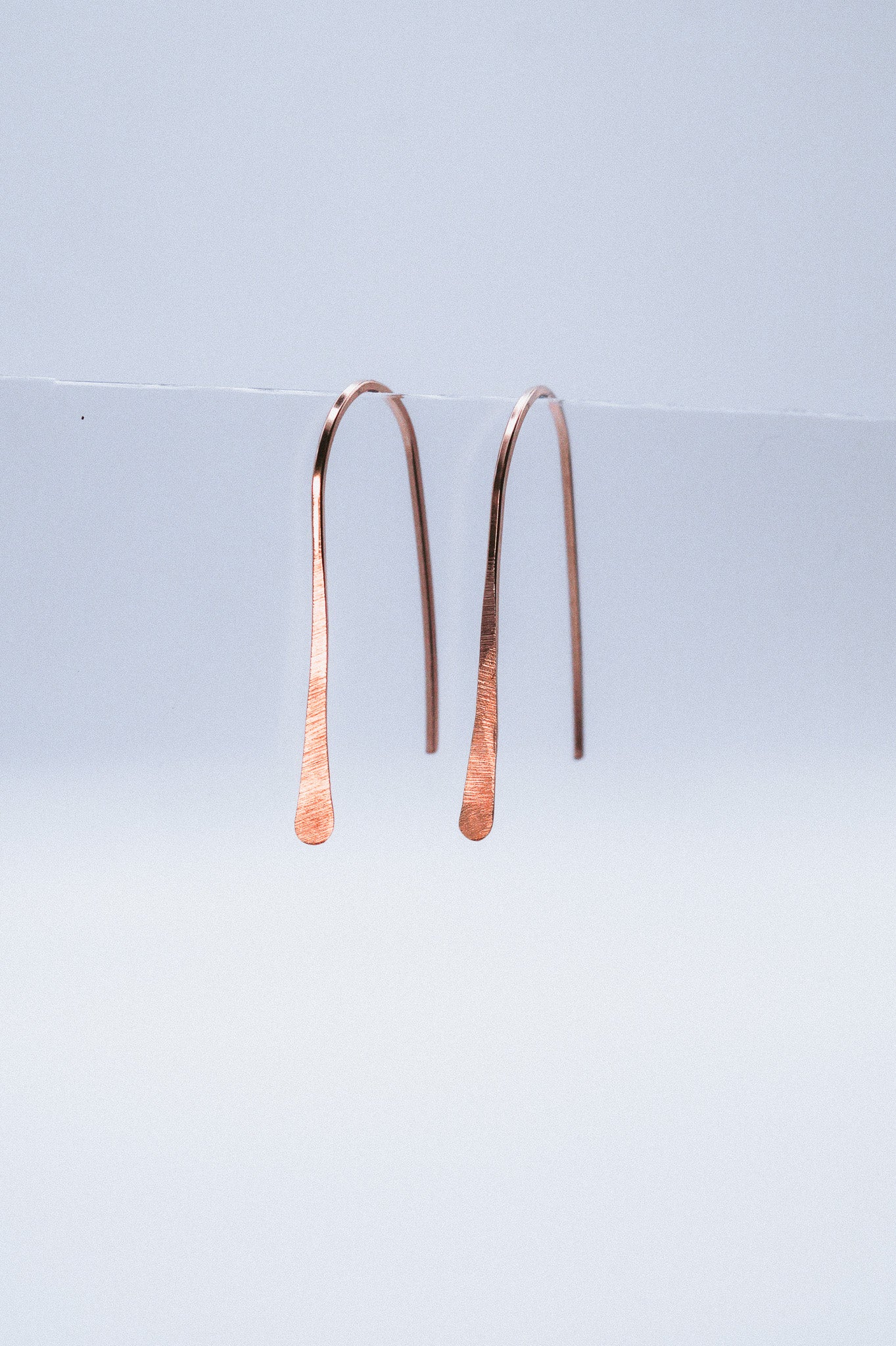 Small Arch Earrings in Solid Gold