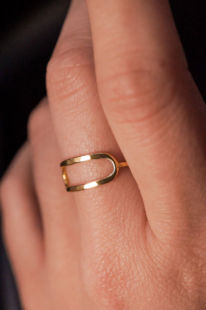 Stadium Ring, Solid 14K Gold