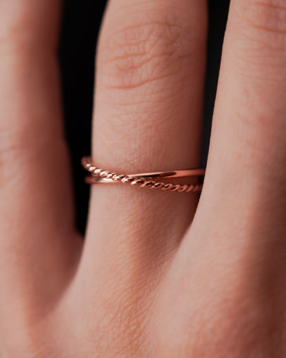 Twist Interlocking Set of 2 Rings, Solid 14K Rose Gold