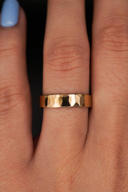 Essential Band, Solid 14K Gold