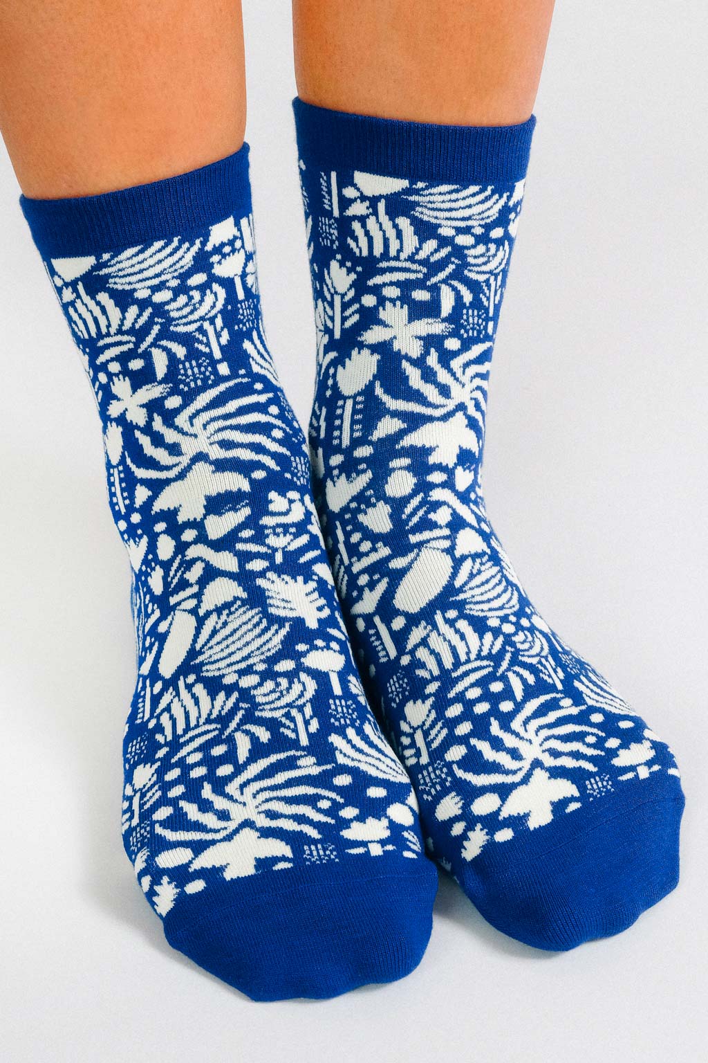 Blue Flowers Ankle Socks by Mür by Ayca