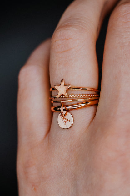 The Julia Set of 4 Stacking Rings