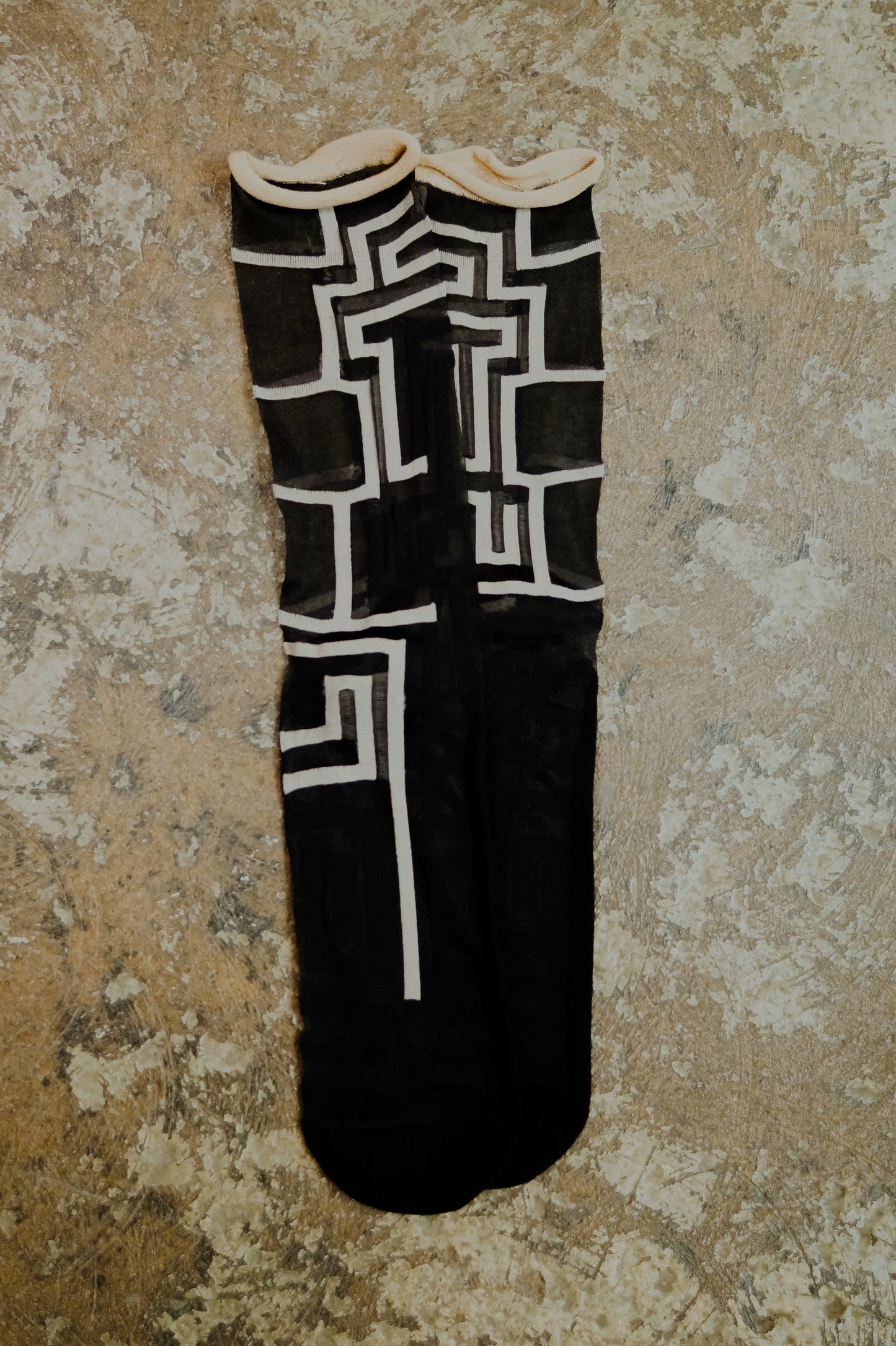 Sheer Geometric Ankle Socks
