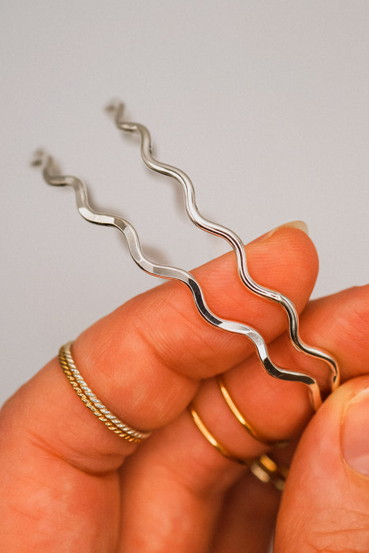 Squiggle Bangle Bracelet, Gold Fill, Rose Gold Fill or Sterling Silver