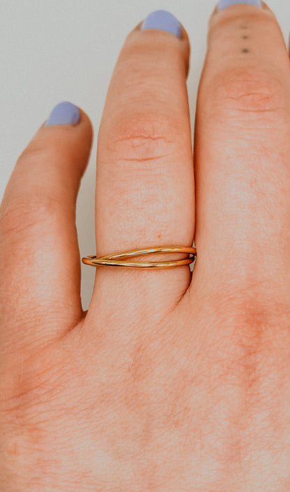 Thin Interlocking Set of 2 Rings, Solid 14K Gold