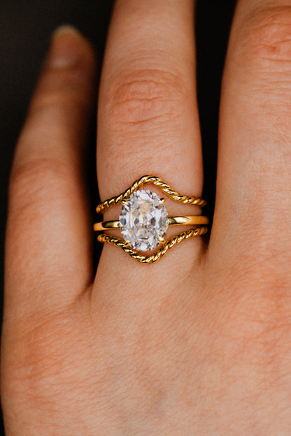 Twist Teardrop Set of 2 Stacking Rings in Gold, Rose Gold or Silver