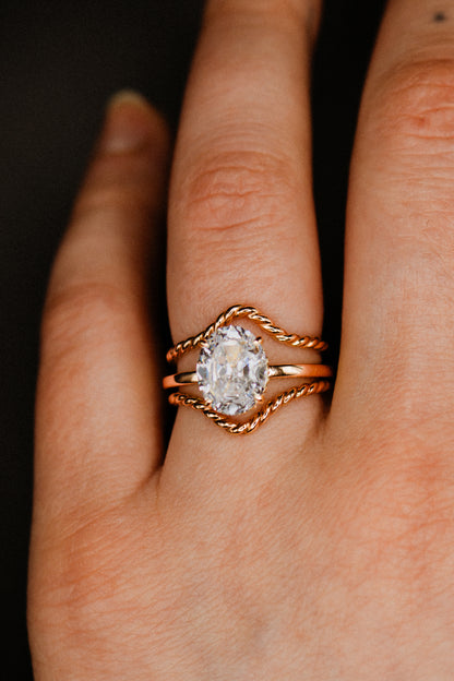 Twist Teardrop Set of 2 Stacking Rings in Gold, Rose Gold or Silver