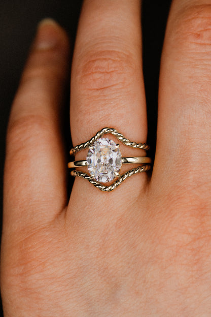 Twist Teardrop Set of 2 Stacking Rings in Gold, Rose Gold or Silver