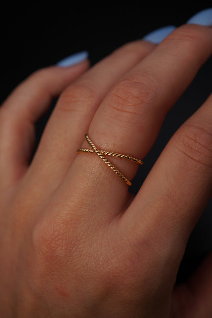 Twist X-Ring, 14K Gold Fill